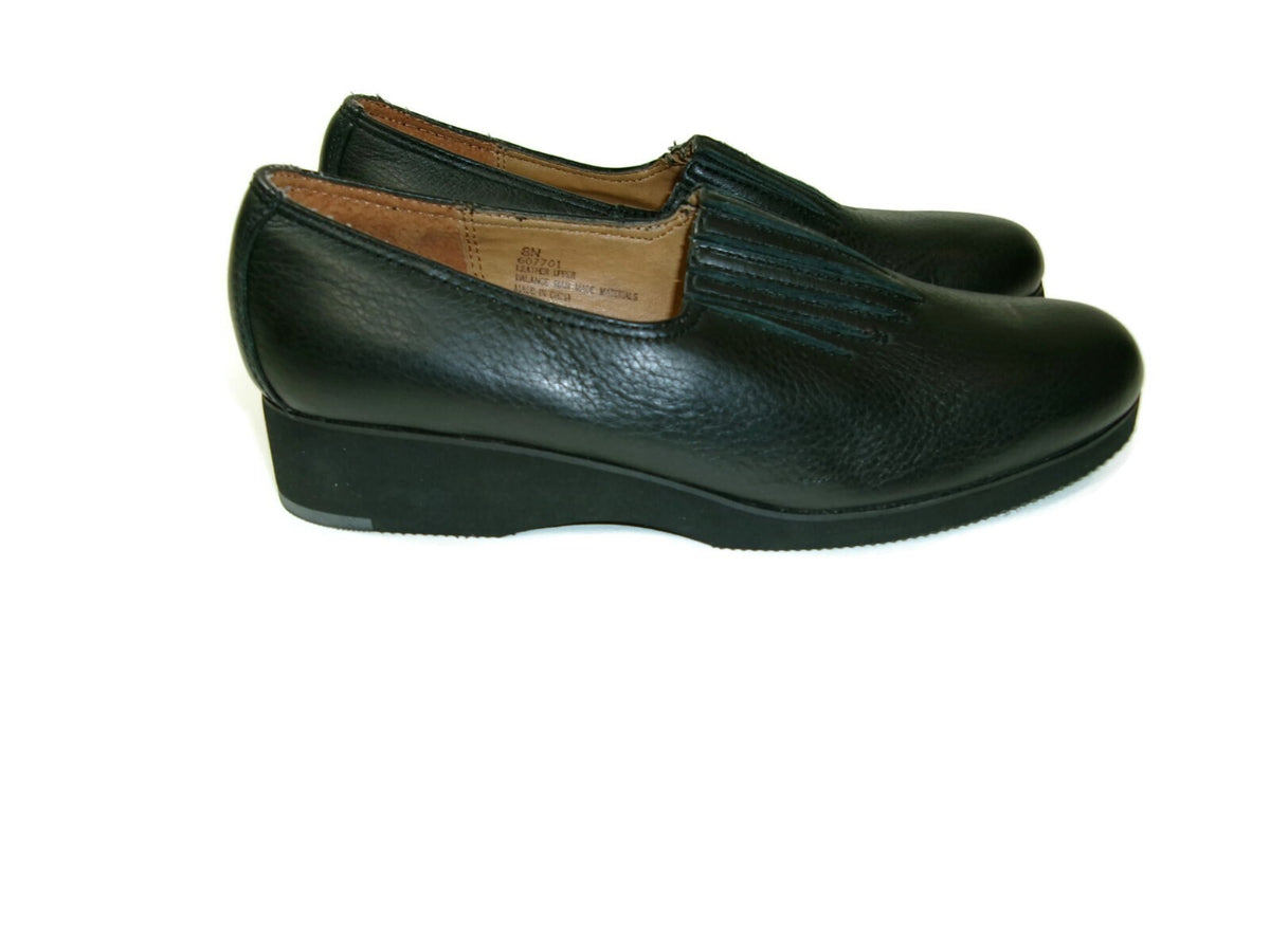 Solos Womens Black Pebbled Leather Comfy Shoes Size 8 N