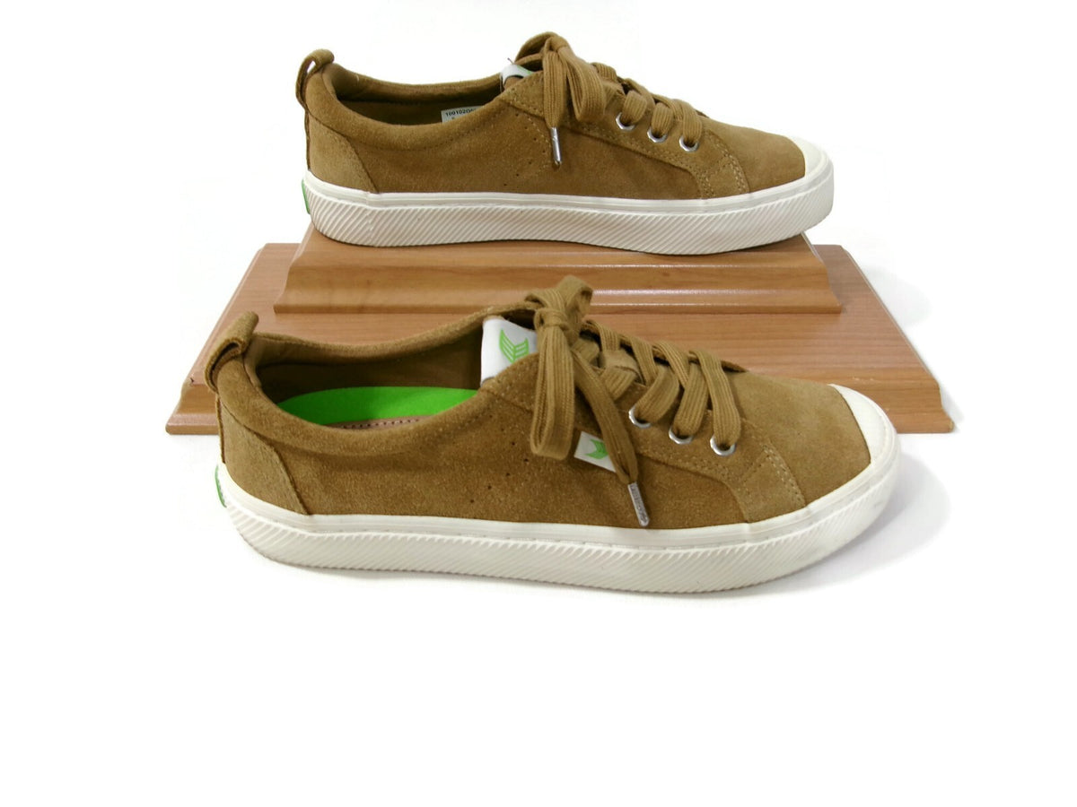 Cariuma Oca Womens Low Camel Tan Suede Sneakers Shoes Size 8 Stylish Comfort