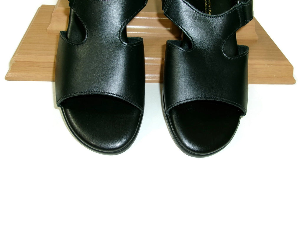 SAS Womens Sandals Shoes Size 9 M  Black Leather Suntimer Low Heels Comfort