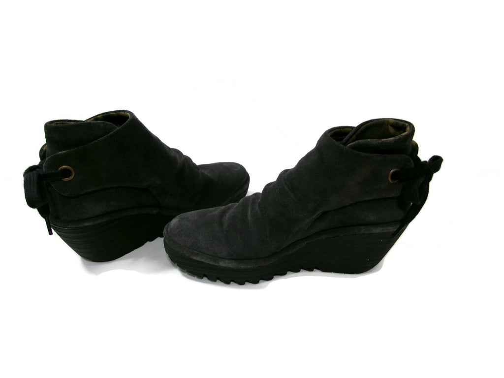 Fly London Yebi Ruched Gray Suede Leather Ankle Boots Booties Size US  8-8.5 39