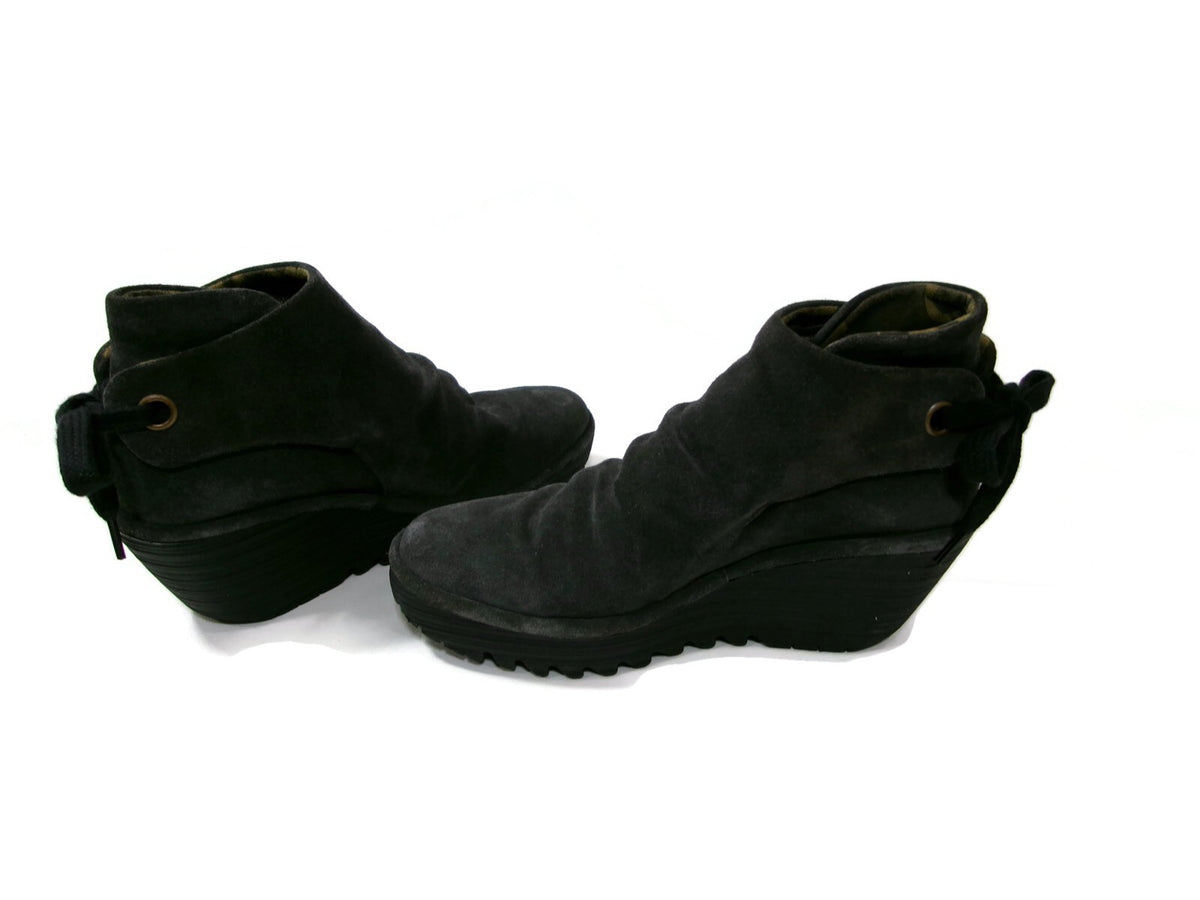 Fly London Yebi Ruched Gray Suede Leather Ankle Boots Booties Size US  8-8.5 39