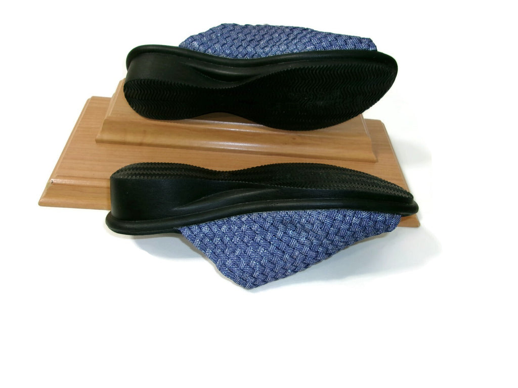 Bernie Mev Womens Shoes size 7 US EU 38 Elastic Blue Woven Slip Ons Comfy