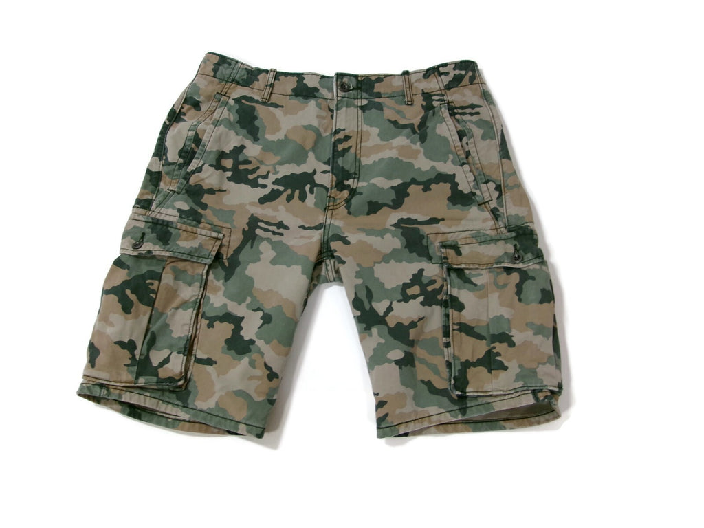 Mens Levi's Cargo Shorts Size 32 Camouflage Army Green  Khaki Multi Pockets