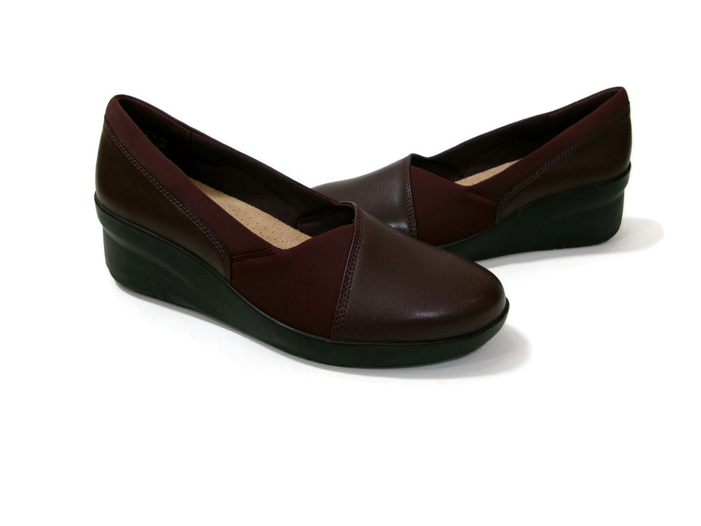 Clarks Suttyn Womens Wedge Heel Shoes  Burgundy Leather Slip On Comfort Size 8 M