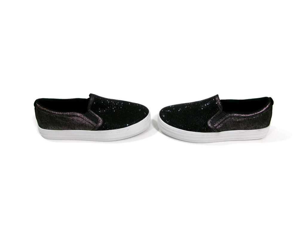 Skechers Womens  Black Casual Sneakers Slip On Flats Shoes w/ Rhinestones Size 7