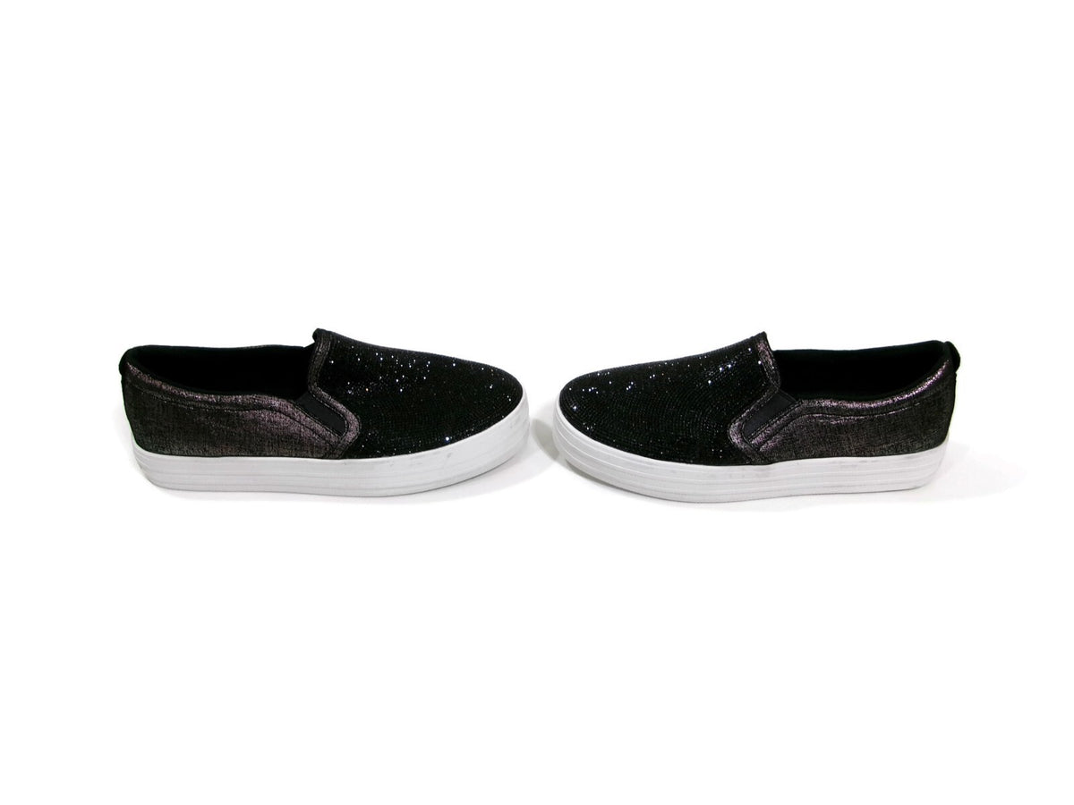 Skechers Womens  Black Casual Sneakers Slip On Flats Shoes w/ Rhinestones Size 7