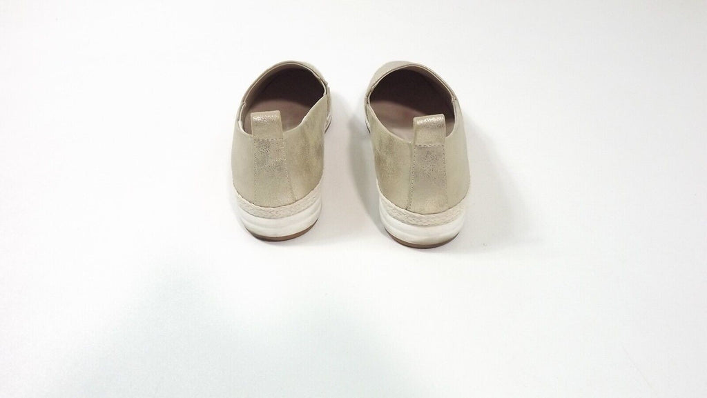 MOUNTAIN SOLE Womens Comfy stylish Distressed GOLD Flats Shoes Size 8 M 8M