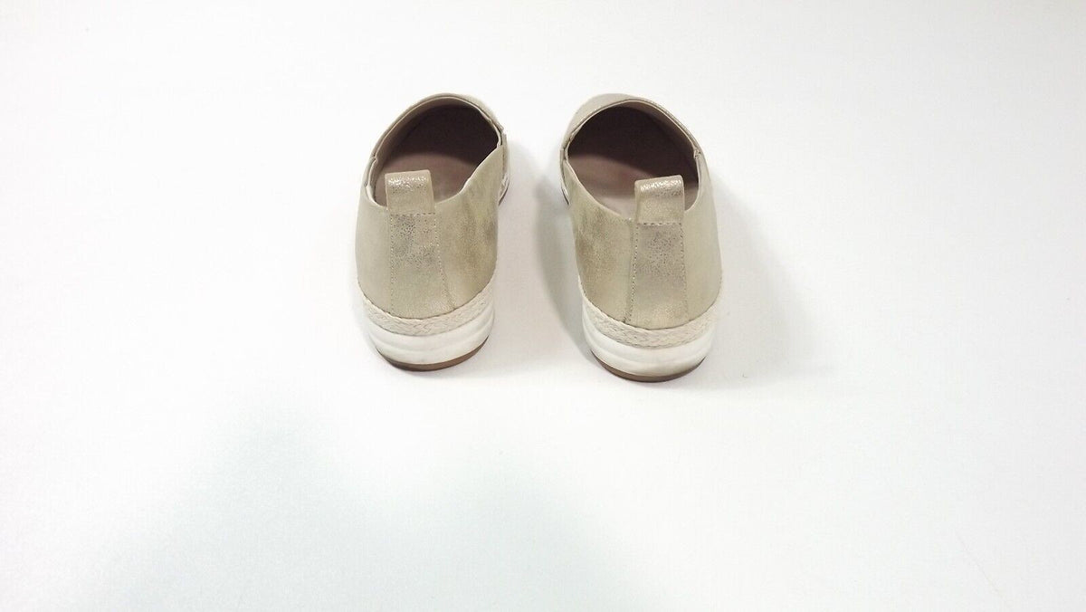 MOUNTAIN SOLE Womens Comfy stylish Distressed GOLD Flats Shoes Size 8 M 8M