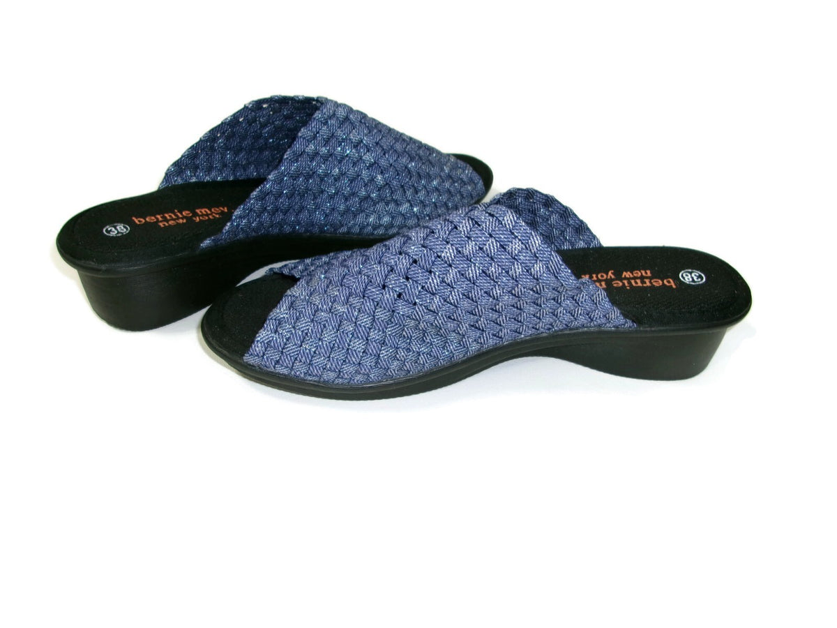 Bernie Mev Womens Shoes size 7 US EU 38 Elastic Blue Woven Slip Ons Comfy
