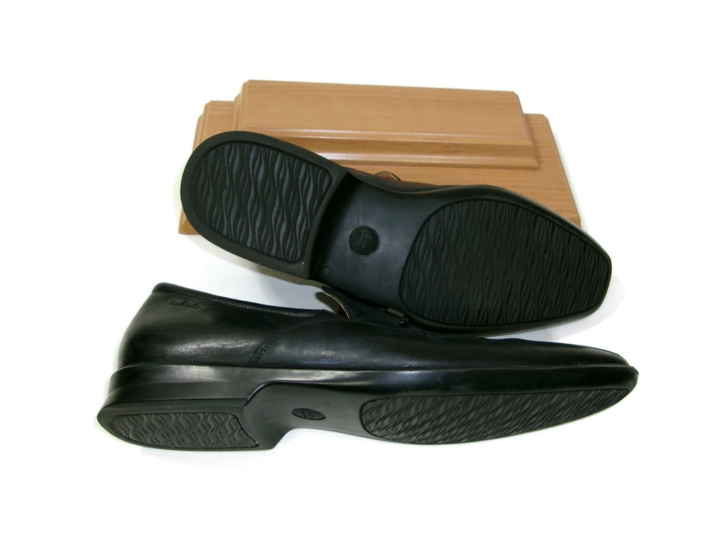 Clarks Mens Black Leather Flexible Lightweight Shoes Size 13 M w/ Silver Buckle