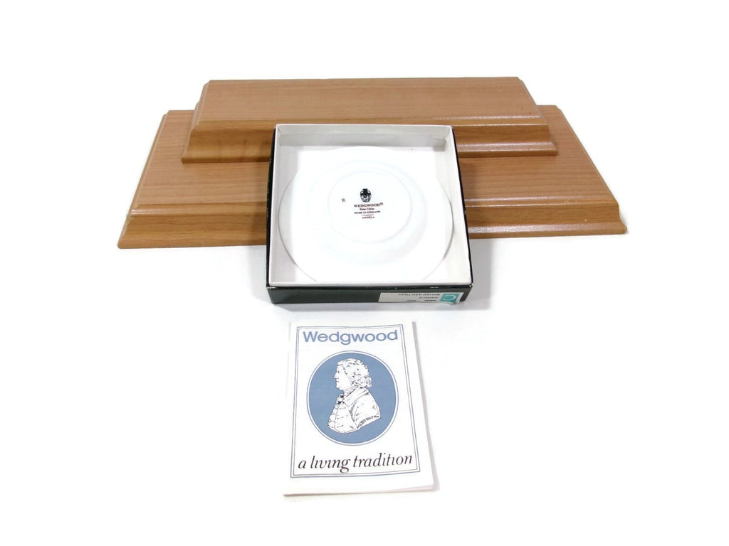 Vintage Wedgwood ANGELA Floral Ashtray England Bone China 3 Rests Original BOX