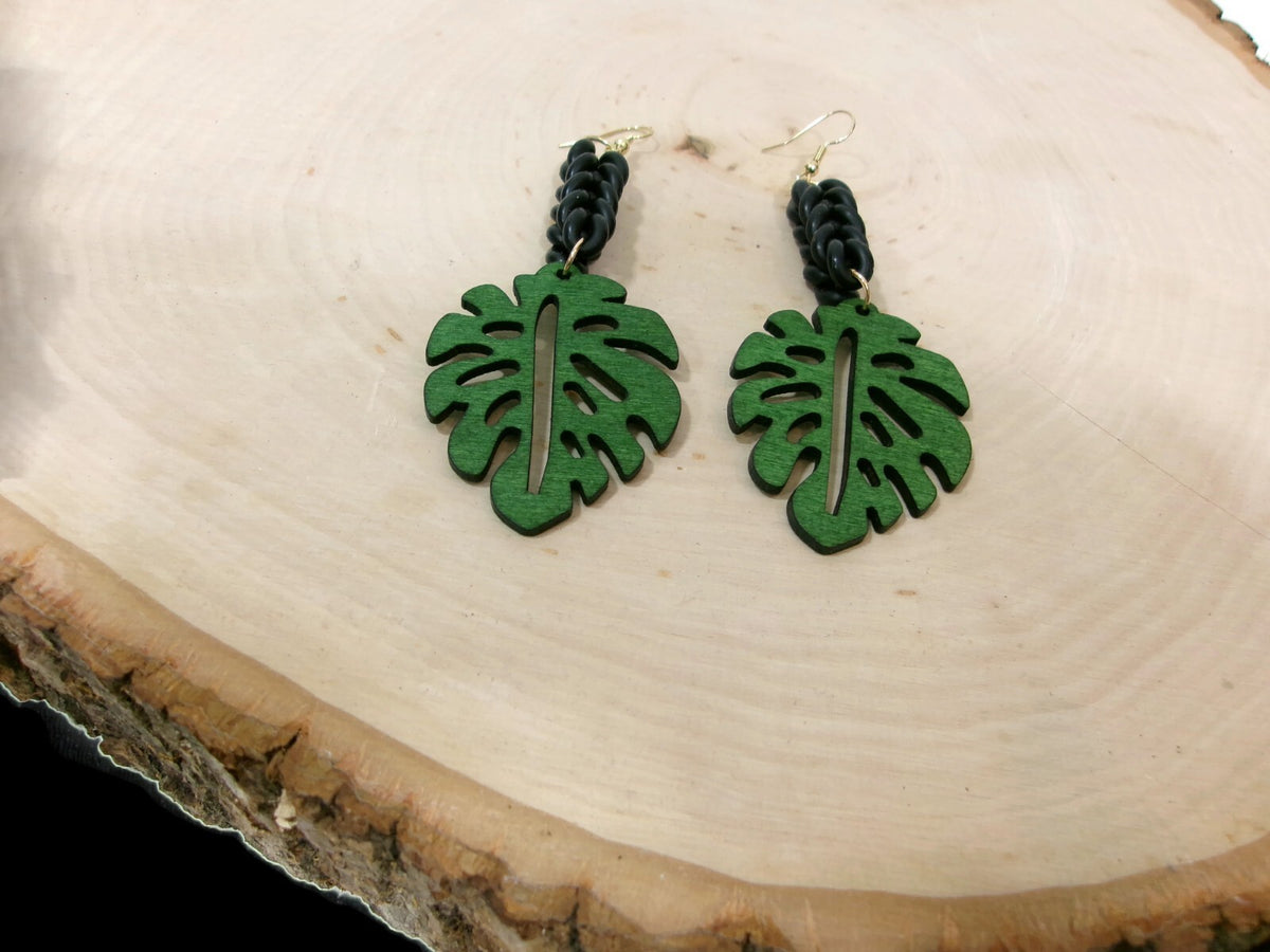 Womens Ear Candy Statement Drop Earrings Green Wood Leaf & Unique Rubber Design