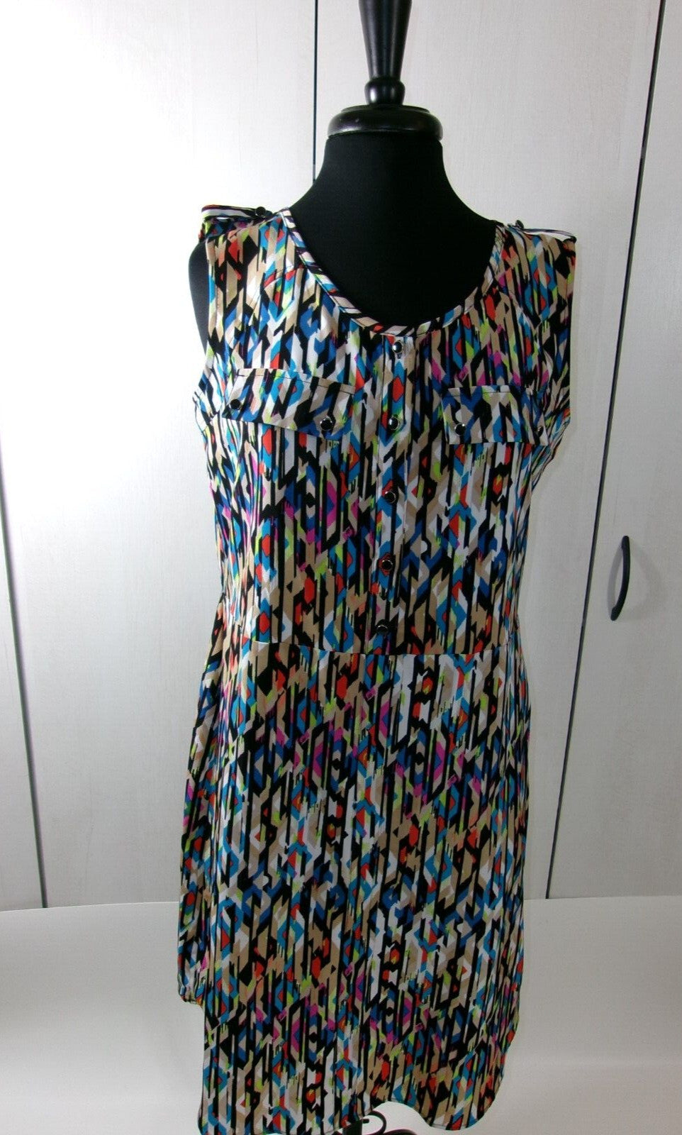 attention Womens Pretty Colorful Spring Summer Dress Size M Medium