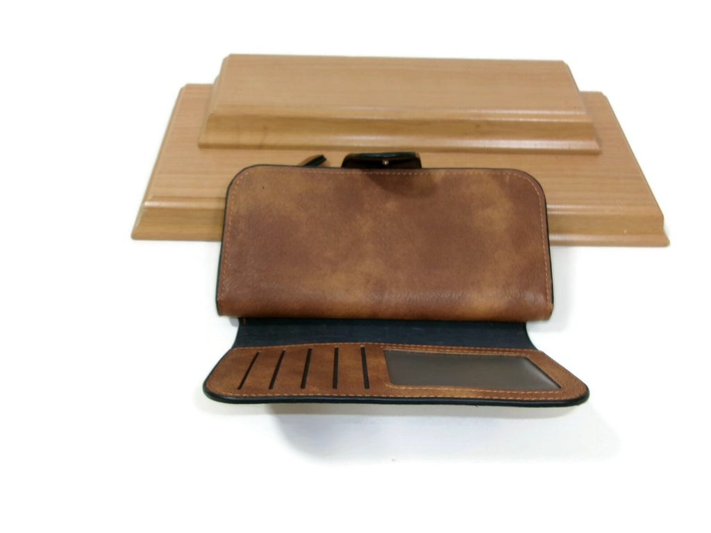 Cluci Womens Tan Wallet Blocking RFD Design Trifold Card Holder Clutch