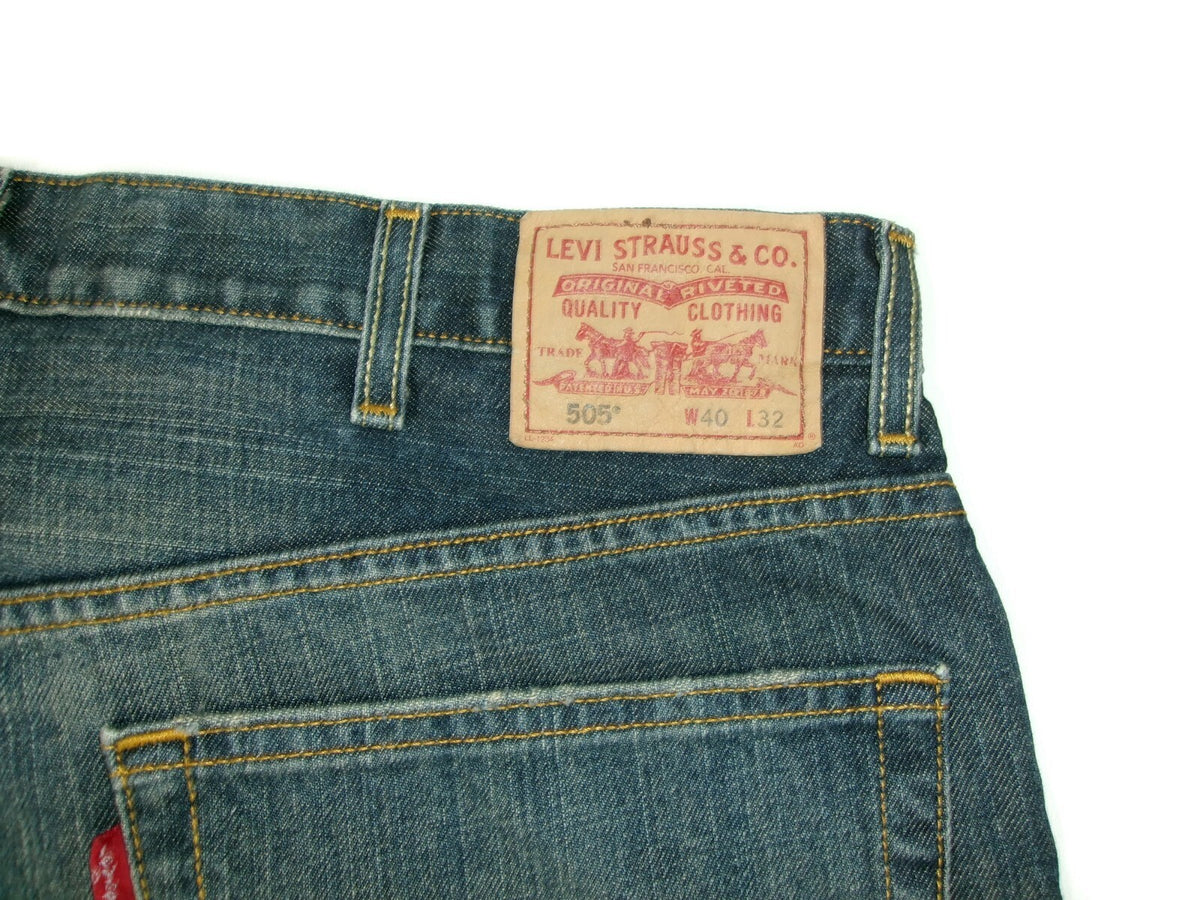 Levi Strauss & CO Mens Distressed Original Rivited  505 Jeans Pants Size 40X32