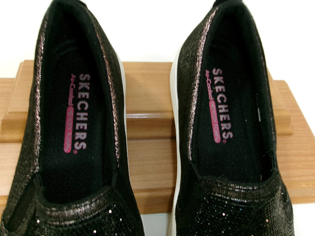 Skechers Womens  Black Casual Sneakers Slip On Flats Shoes w/ Rhinestones Size 7