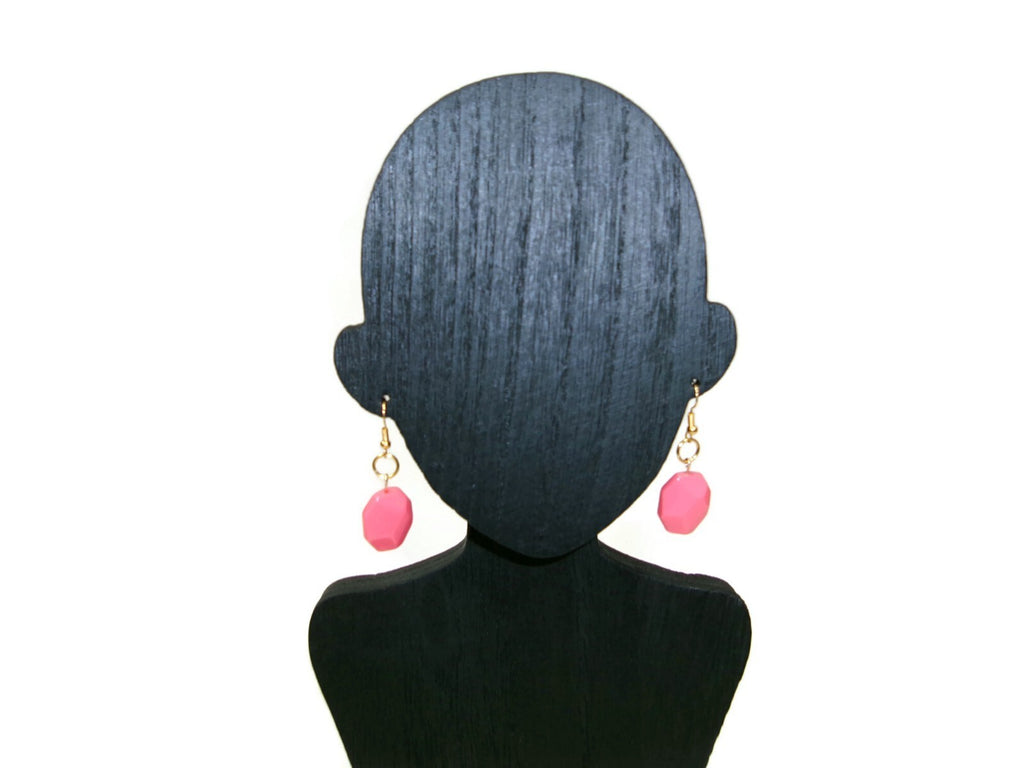 Womens Ear Candy Statement Short Drop Earrings Pretty Coral  Acrylic Stone