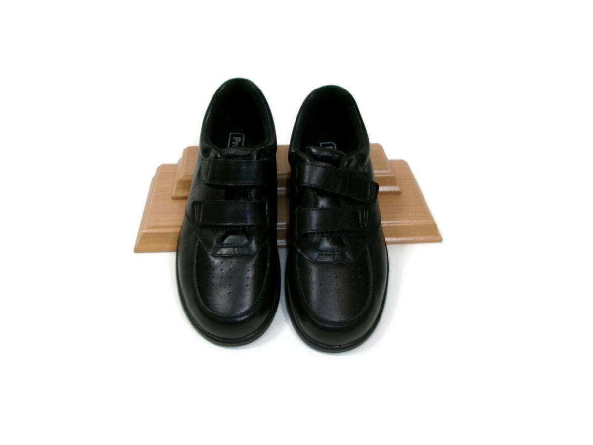 Propet Mens Black Leather LifeWalker Vista Strap Shoes Size 9.5 M (D)