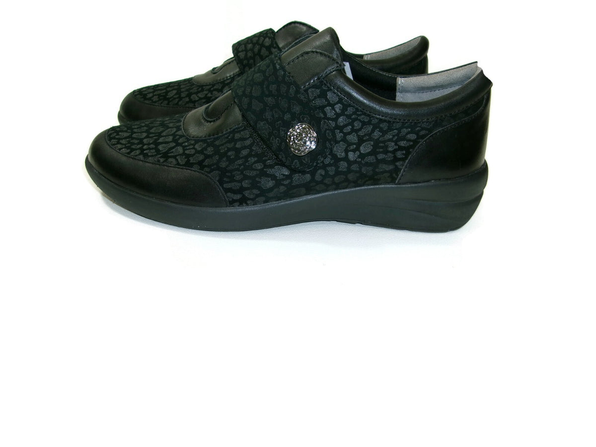 Ziera Nicky Womens Black Leopard Sneakers Shoes size 8.5 W  Missing Insoles $199