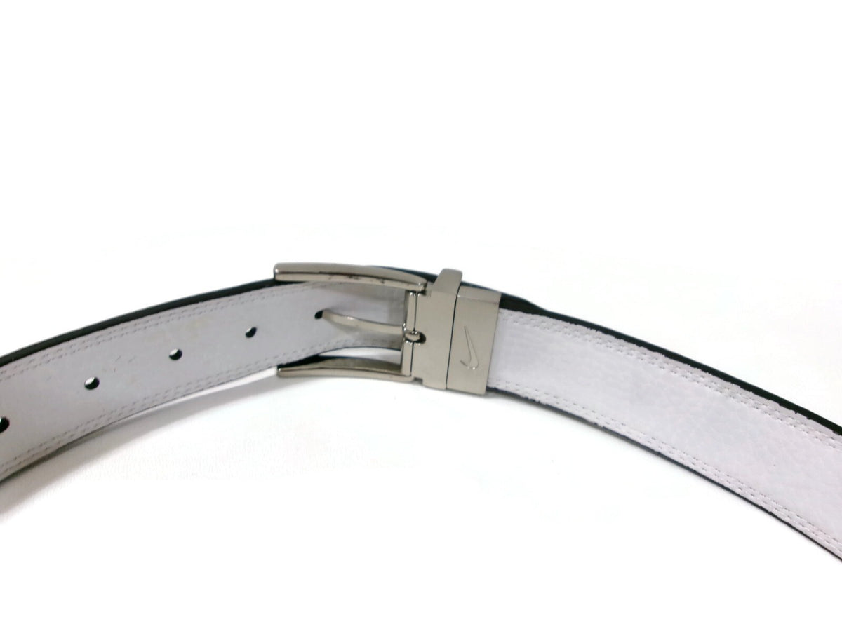 Nike Tour Core Reversible Mens Black White Belt Size 32 Iconic Nike Swoosh Logo