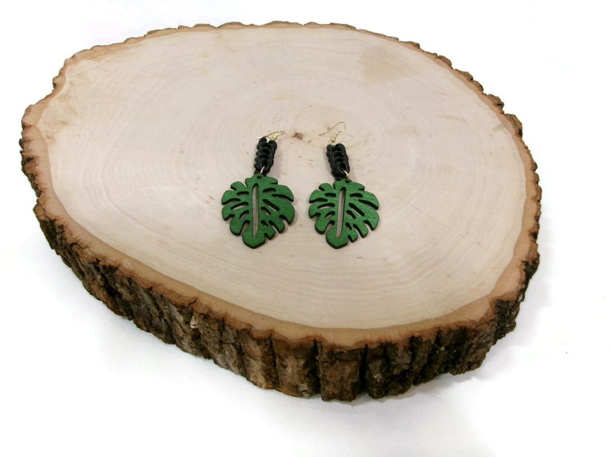 Womens Ear Candy Statement Drop Earrings Green Wood Leaf & Unique Rubber Design