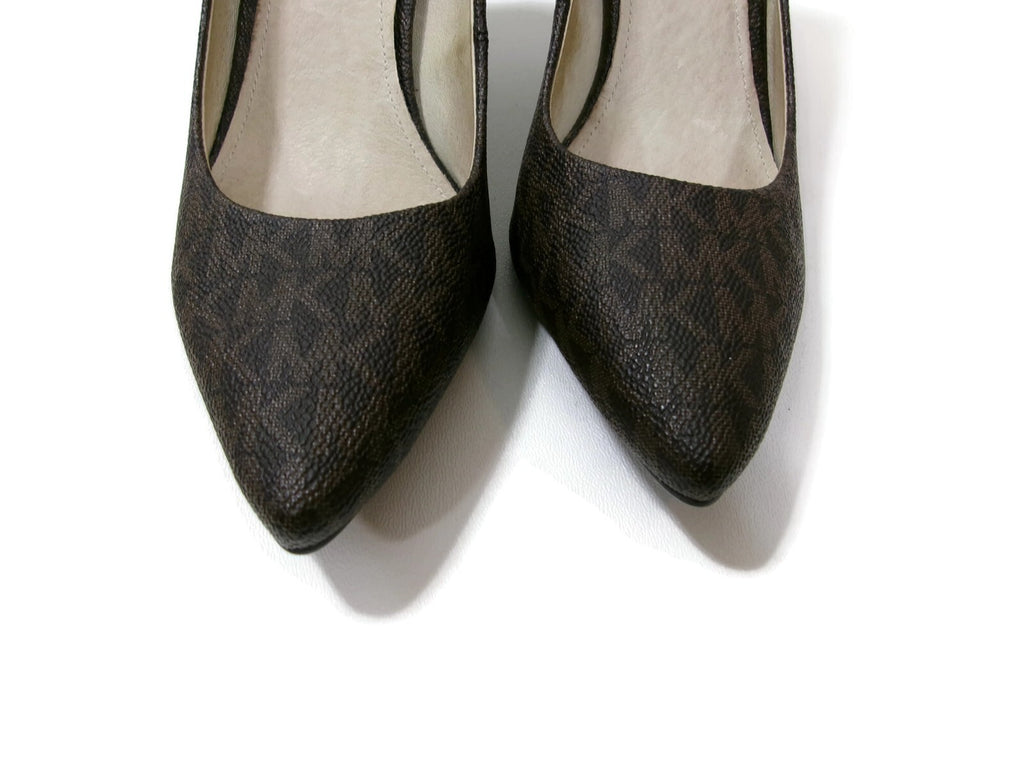 Michael Kors Womens Brown Signature Monogram  Logo Flex Pumps Heels Shoes Size 7