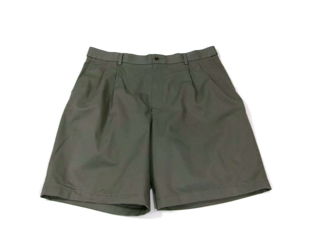 ROUND TREE & YORK Easy Care Mens Olive Green Khaki Chino Shorts Size 40