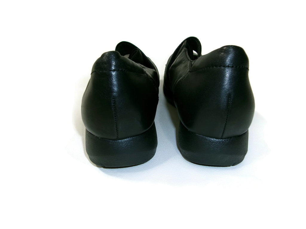 Clarks Collection Womens Black Leather Shoes Size 9.5 M Slip On Comfort Flats
