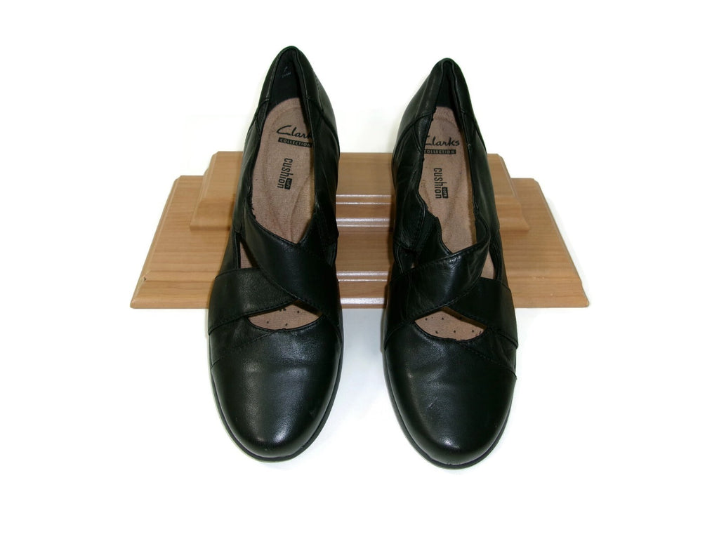 Clarks Collection Womens Black Leather Shoes Size 9.5 M Slip On Comfort Flats