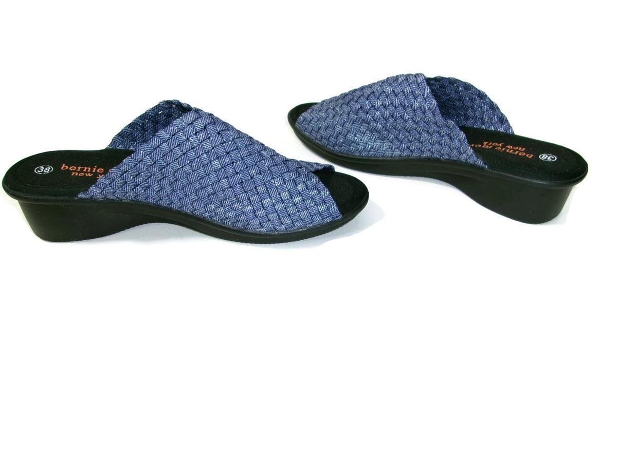 Bernie Mev Womens Shoes size 7 US EU 38 Elastic Blue Woven Slip Ons Comfy