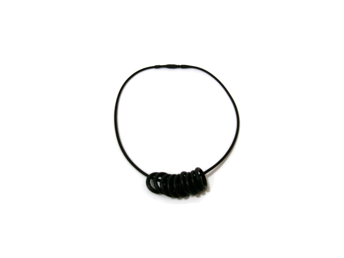 UNISEX BLACK ONYX  Creation Handmade Rubber Design Necklace w/ 10 HUGGIES  16.5"
