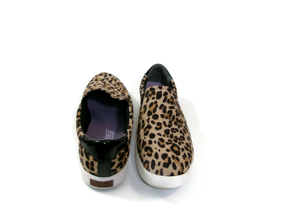 Womens Dr Scholls Be Free Cheetah Slip On Sneakers Shoes size 9.5 M Tan Brown