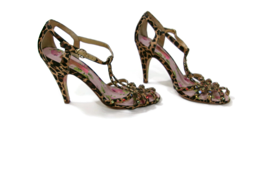 Womens Betsey Johnson Cheetah Print Sandals Shoes Size  6 M with Rhinestones
