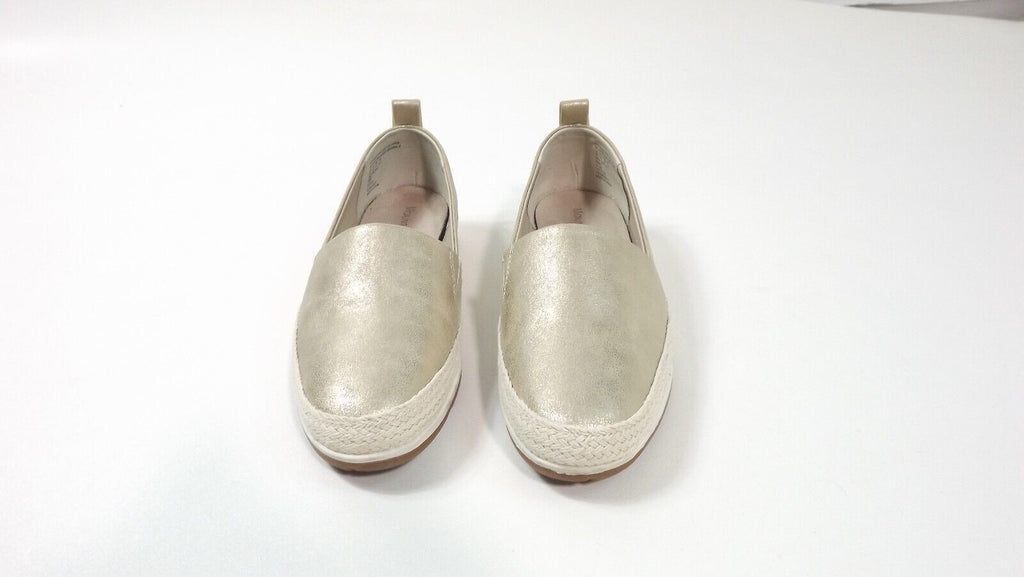 MOUNTAIN SOLE Womens Comfy stylish Distressed GOLD Flats Shoes Size 8 M 8M