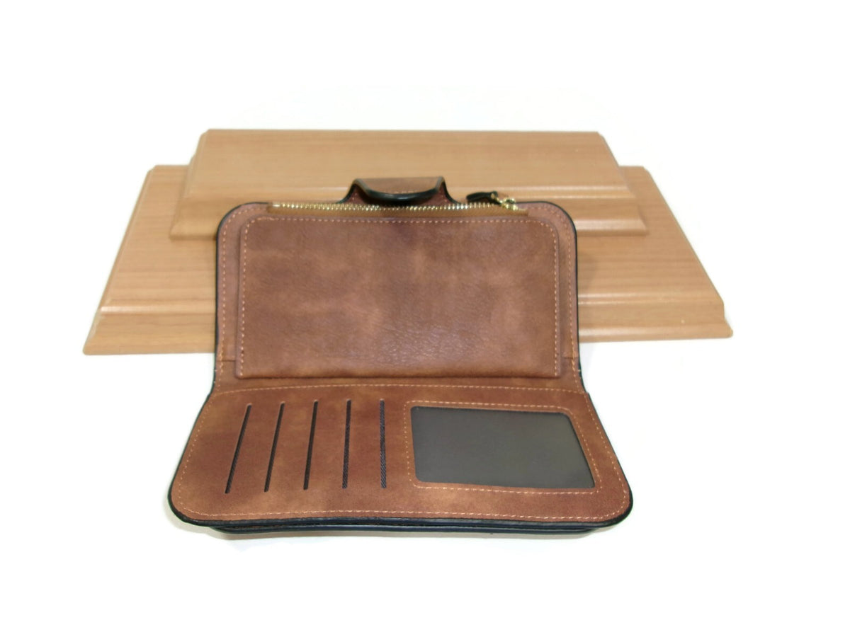 Cluci Womens Tan Wallet Blocking RFD Design Trifold Card Holder Clutch