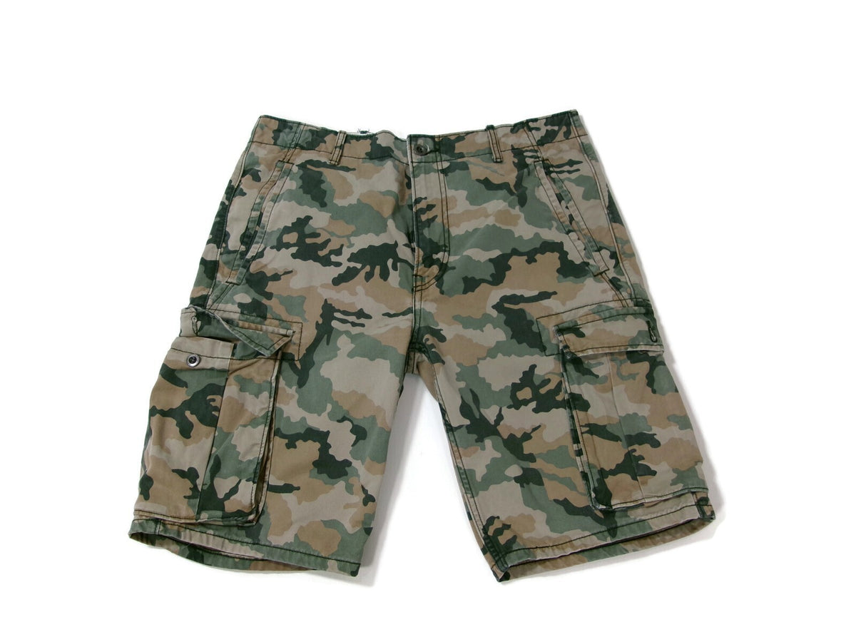 Mens Levi's Cargo Shorts Size 32 Camouflage Army Green  Khaki Multi Pockets