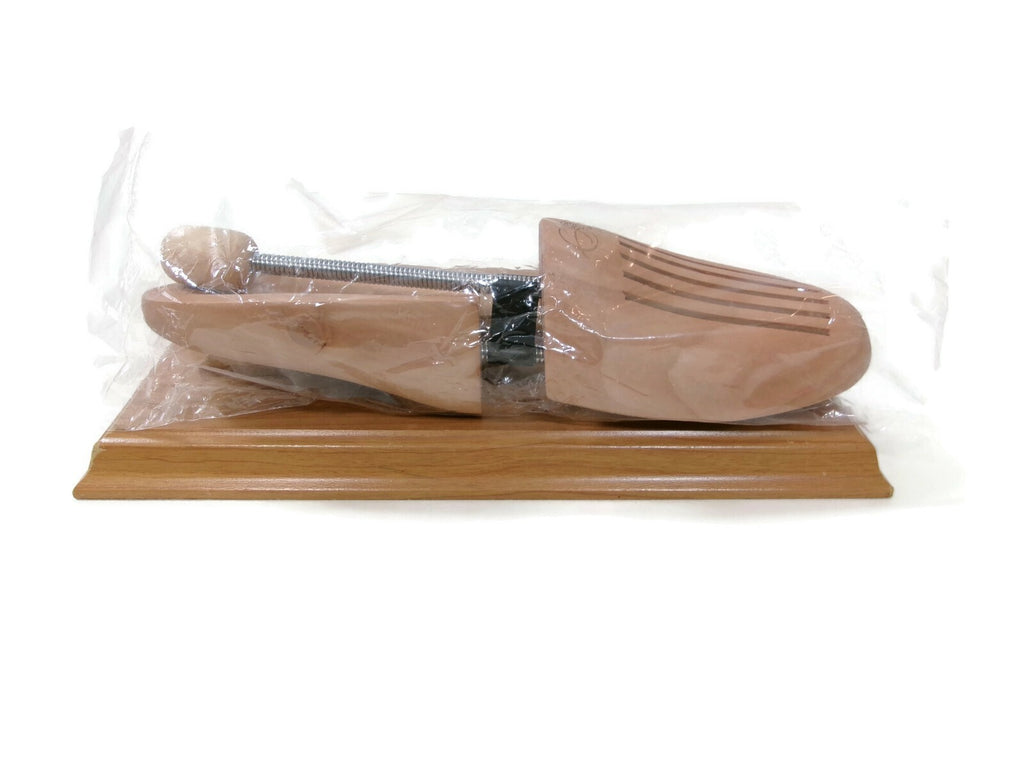 One Pair  Brand New WOODEN Shoe Stretchers Unisex Adjustable Spring Bend 12 1/4"