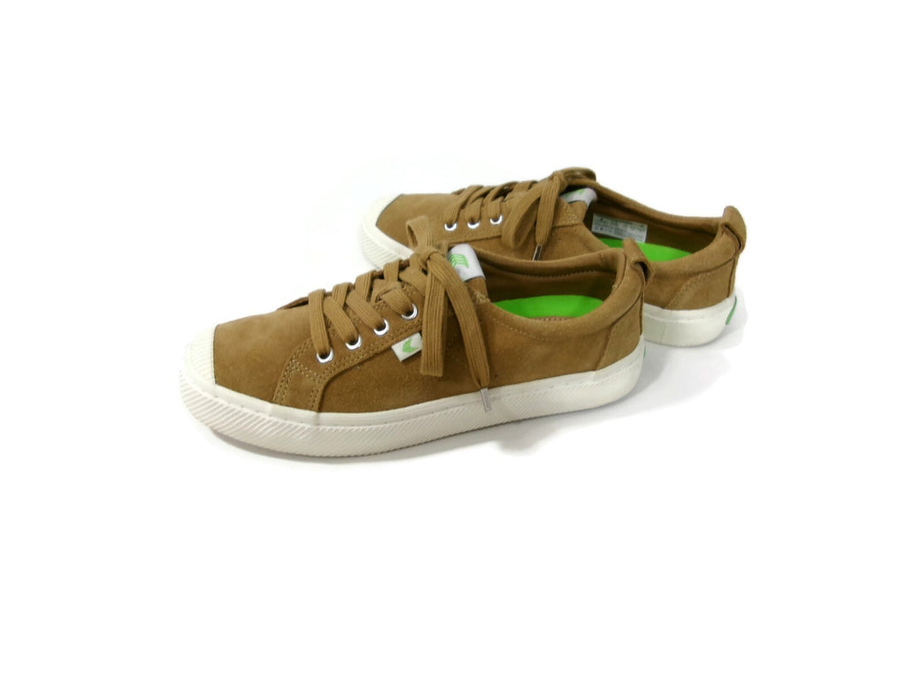 Cariuma Oca Womens Low Camel Tan Suede Sneakers Shoes Size 8 Stylish Comfort