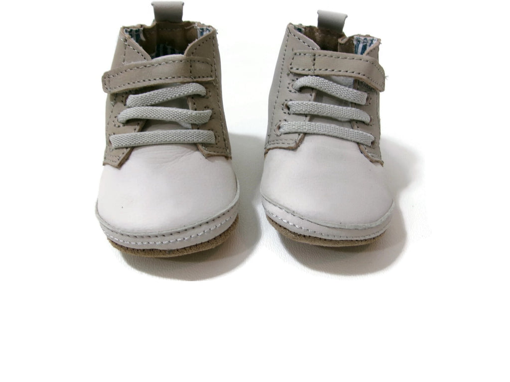 Robeez Infant Baby First Kicks Shoes Size 0-3 Months Elijah Boot 100% Leather
